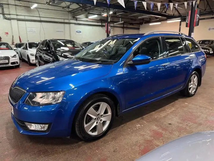 Skoda Octavia 2014 photo 3