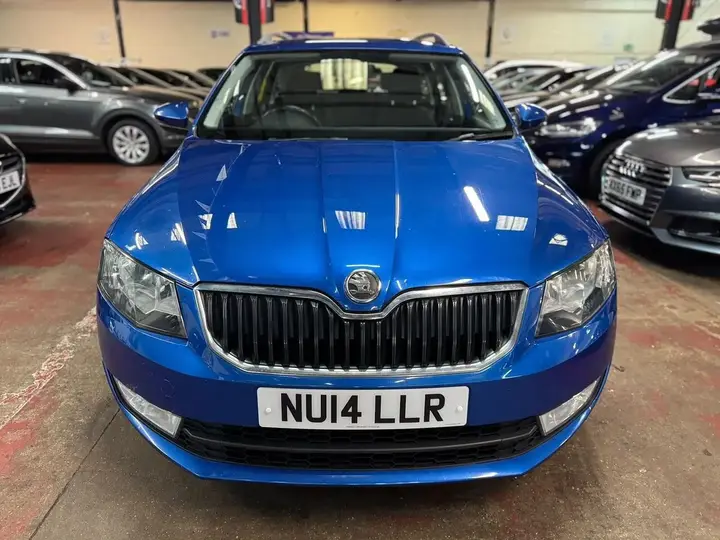 Skoda Octavia 2014 photo 2