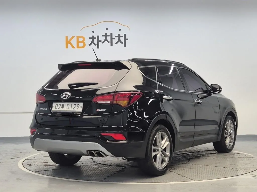 Hyundai Santa Fe 2016 photo 3