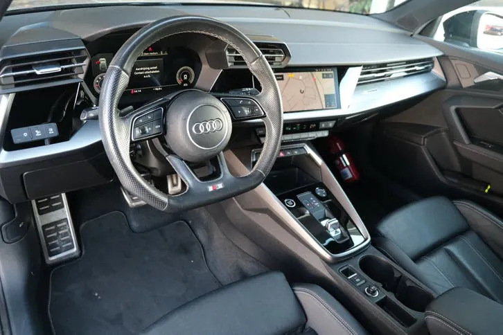 Audi A3 2023 photo 3