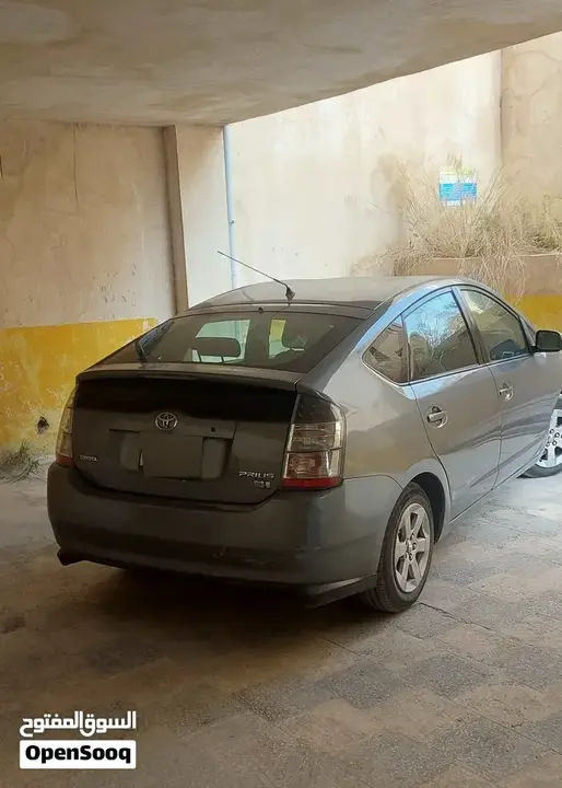 Toyota Prius 2005 photo 2