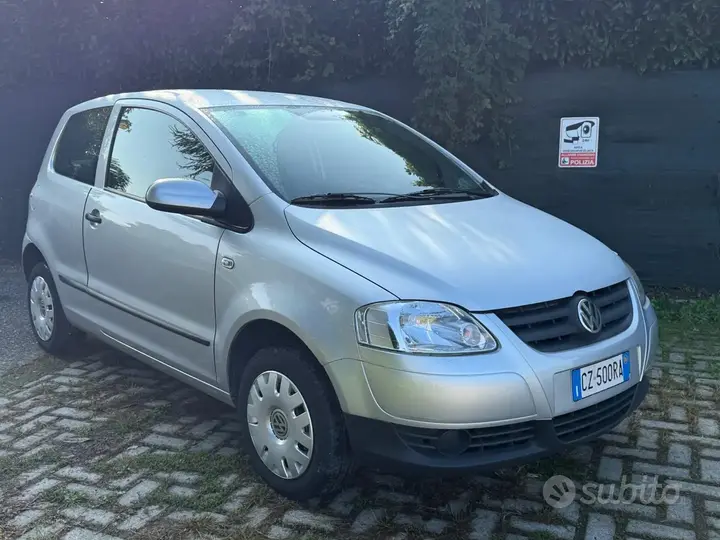 Volkswagen Fox 2006 photo 3