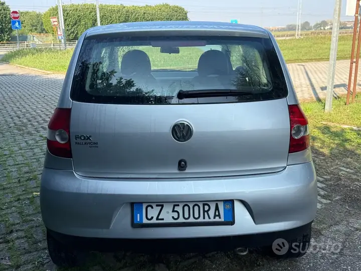 Volkswagen Fox 2006 photo 5