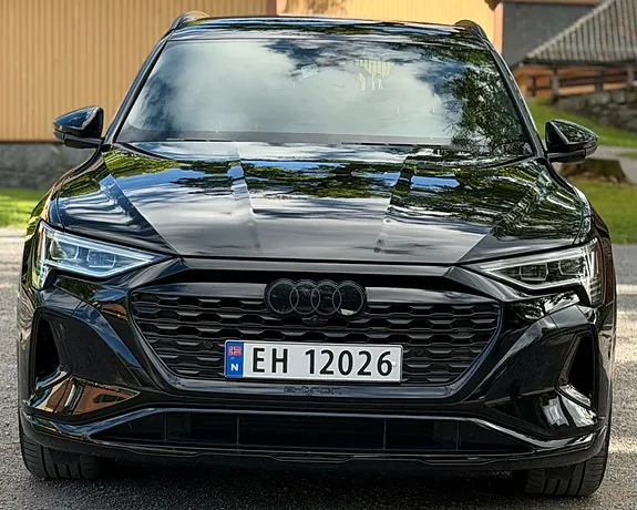 Audi Q8 E-Tron 2024 photo 2