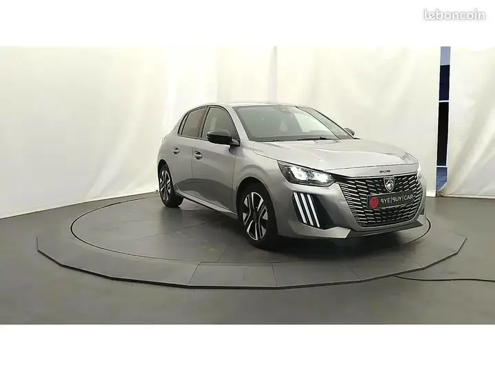Peugeot 208 2024 photo 2