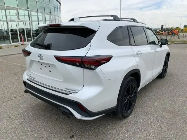 Toyota Highlander 2024 photo 5