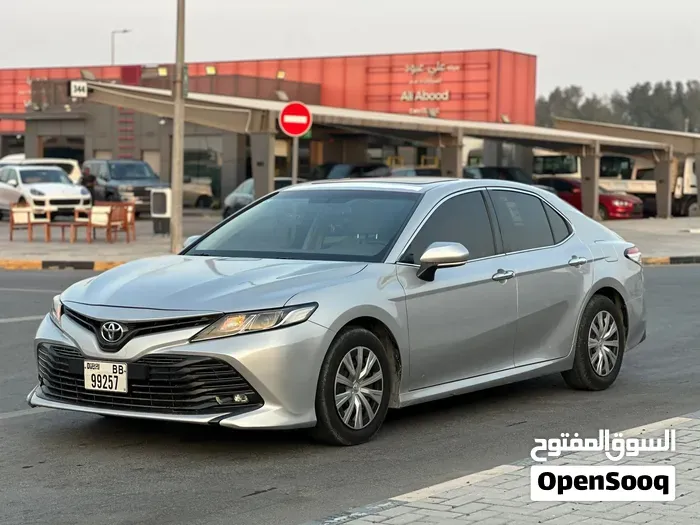 Toyota Camry 2018 photo 3