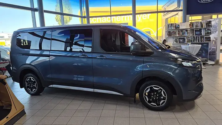 Ford Tourneo Custom