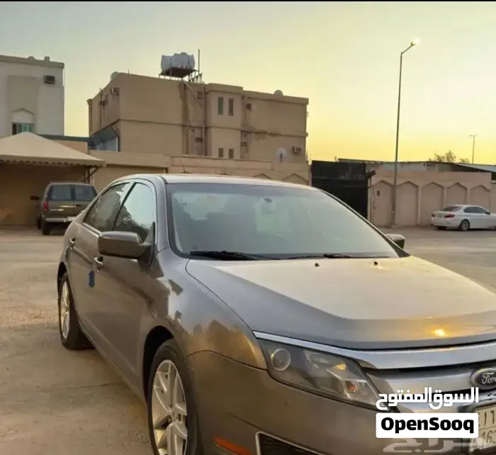 Ford Fusion 2010 photo 2