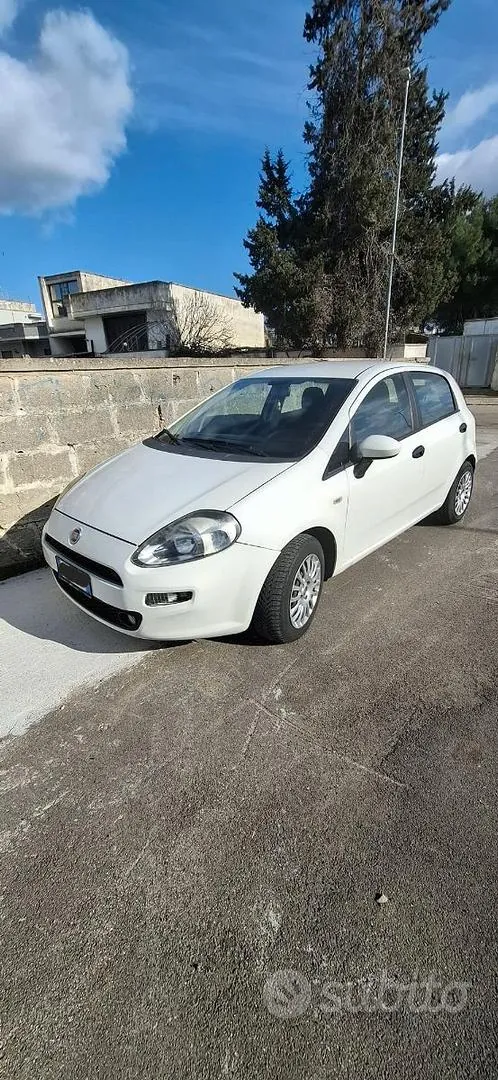 Fiat Punto 2015 photo 3