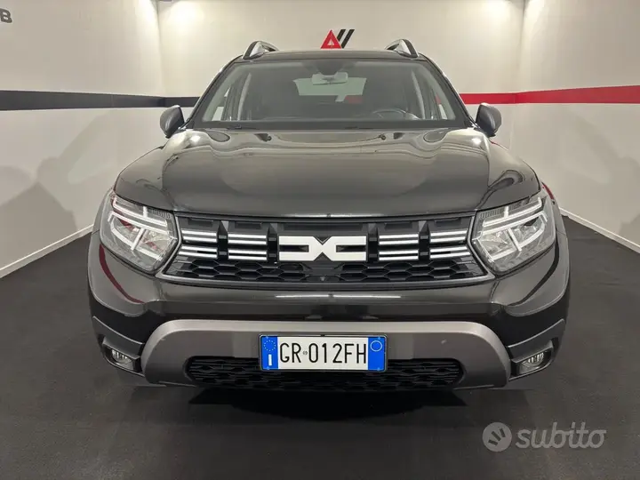 Dacia Duster 2023 photo 2