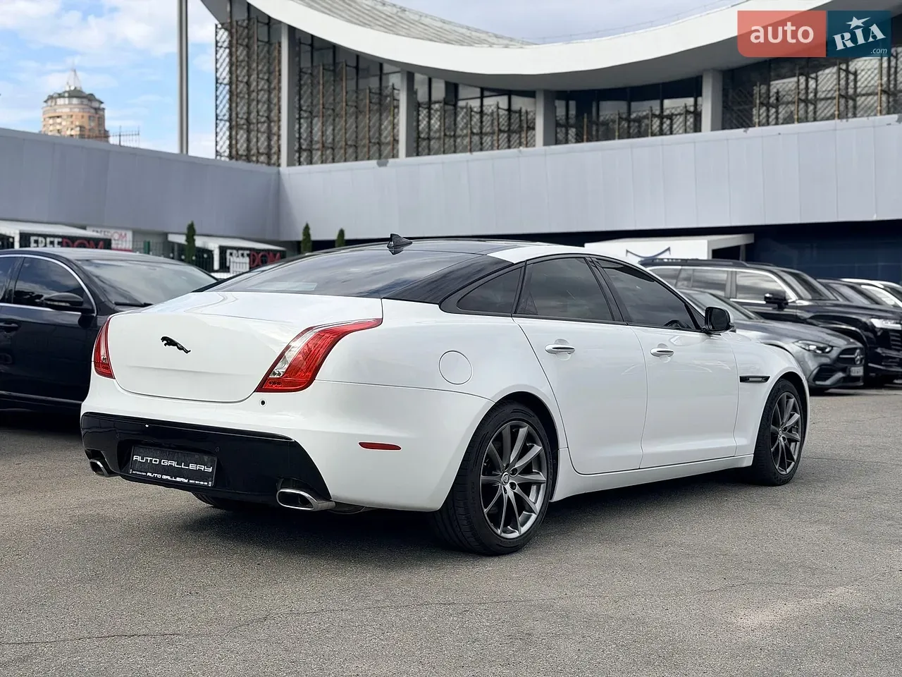 Jaguar Xj 2013 photo 5