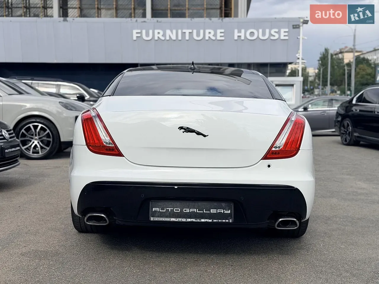 Jaguar Xj 2013 photo 3