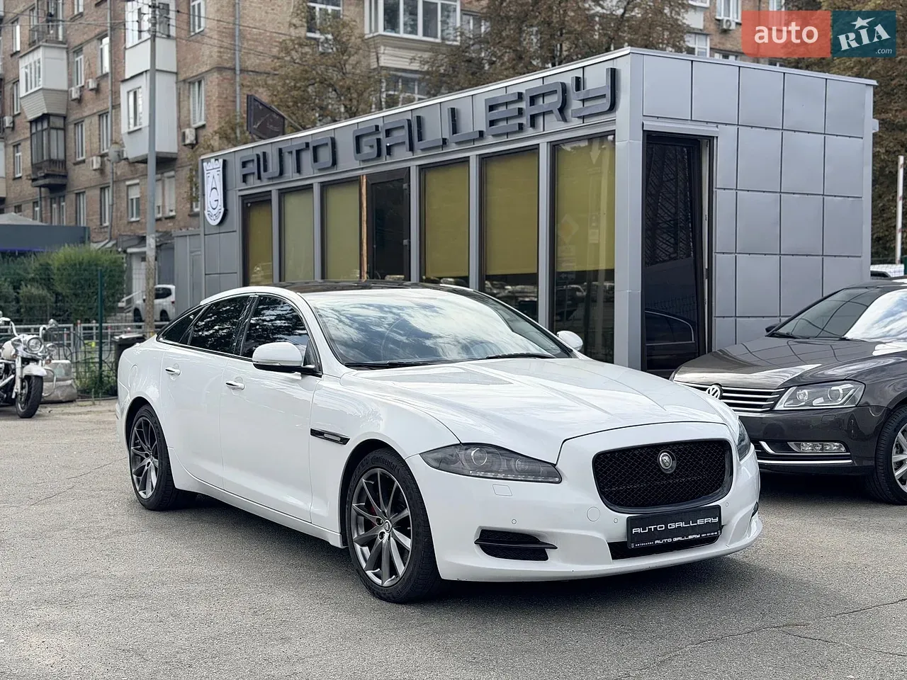 Jaguar Xj