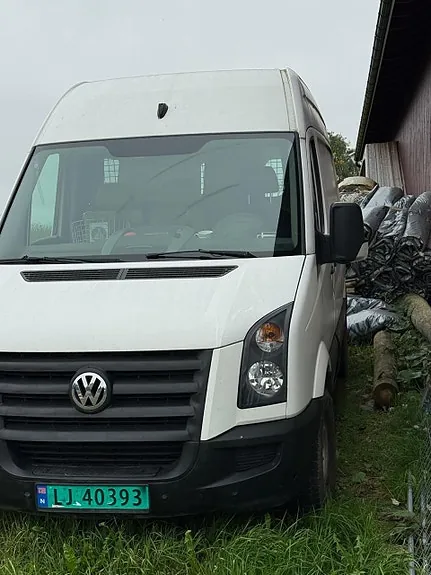 Volkswagen Crafter 35 2010 photo 2