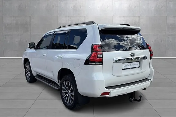 Toyota Land Cruiser 2022 photo 4