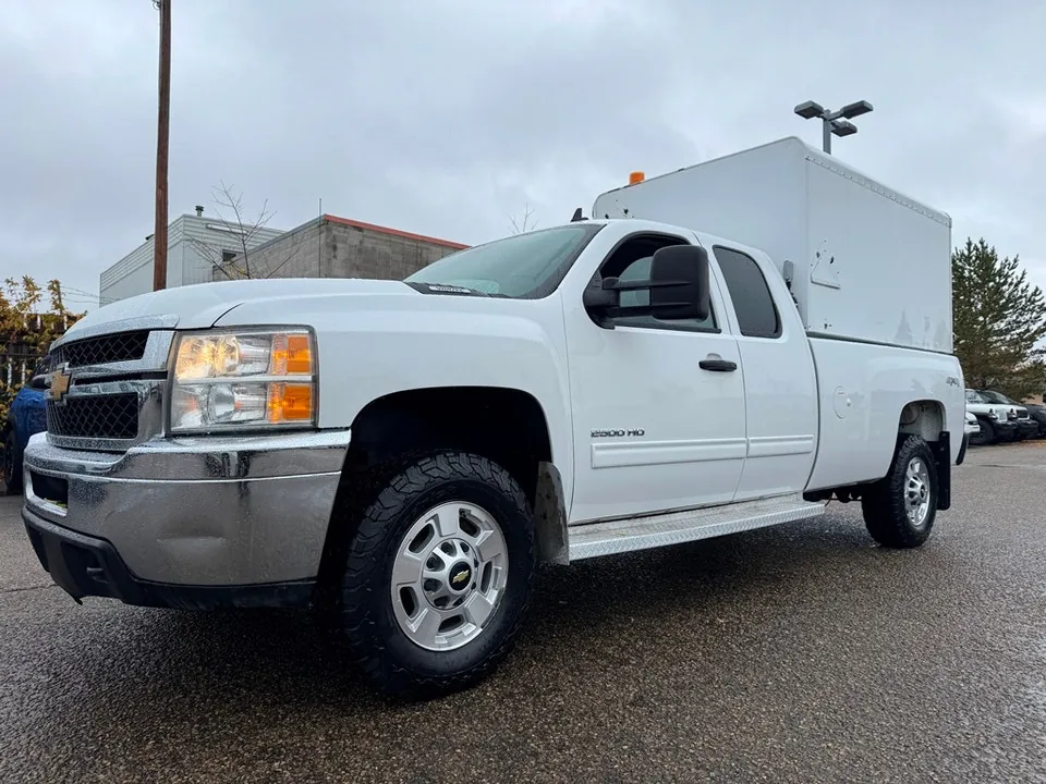 Chevrolet Silverado 2500 2013 photo 3