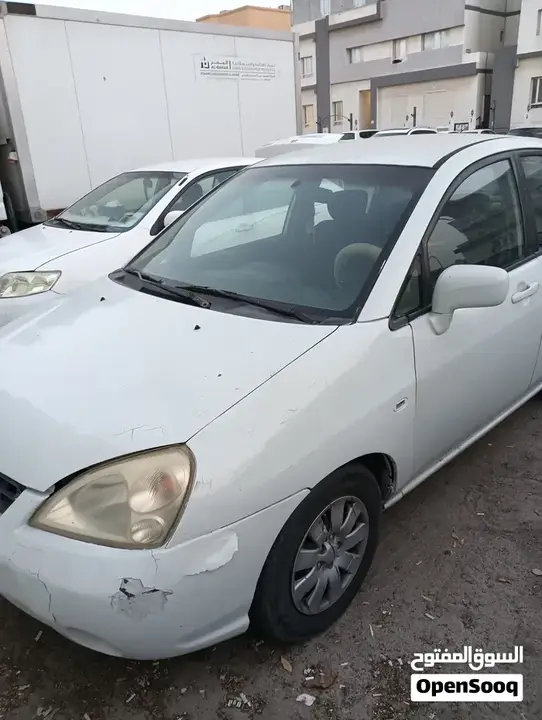 Suzuki Liana 2004 photo 3