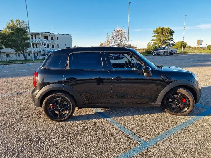 Mini Countryman 2011 photo 2