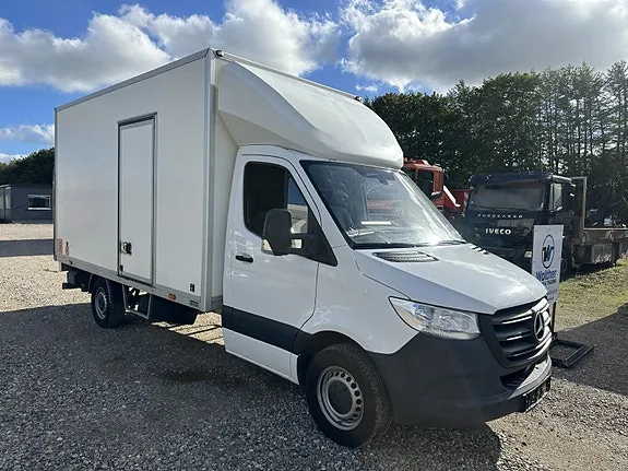 Mercedes-Benz Sprinter 317