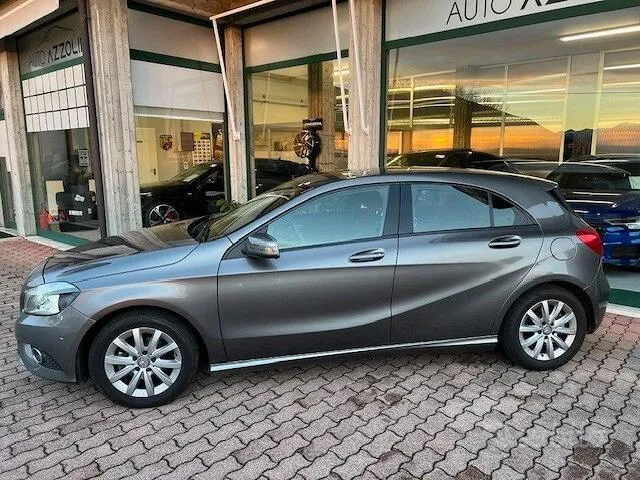 Mercedes-Benz A180 2015 photo 5