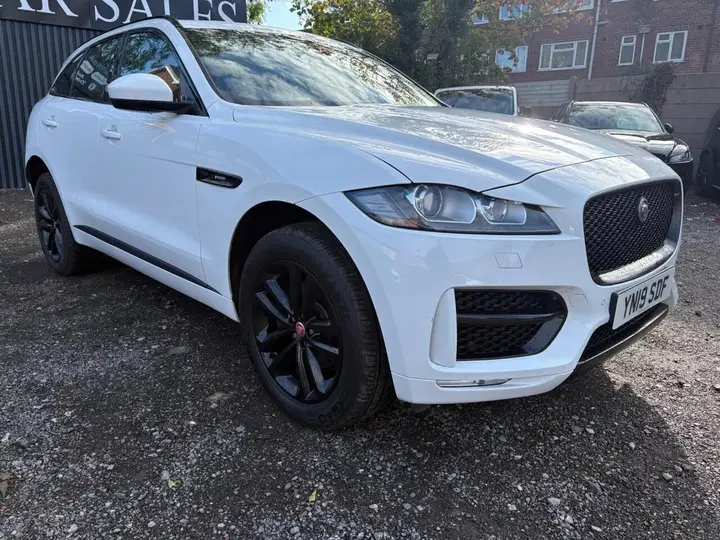 Jaguar F-Pace 2019 photo 5