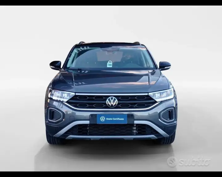 Volkswagen T-Roc 2023 photo 3