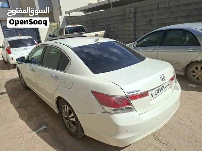 Honda Accord 2010 photo 3