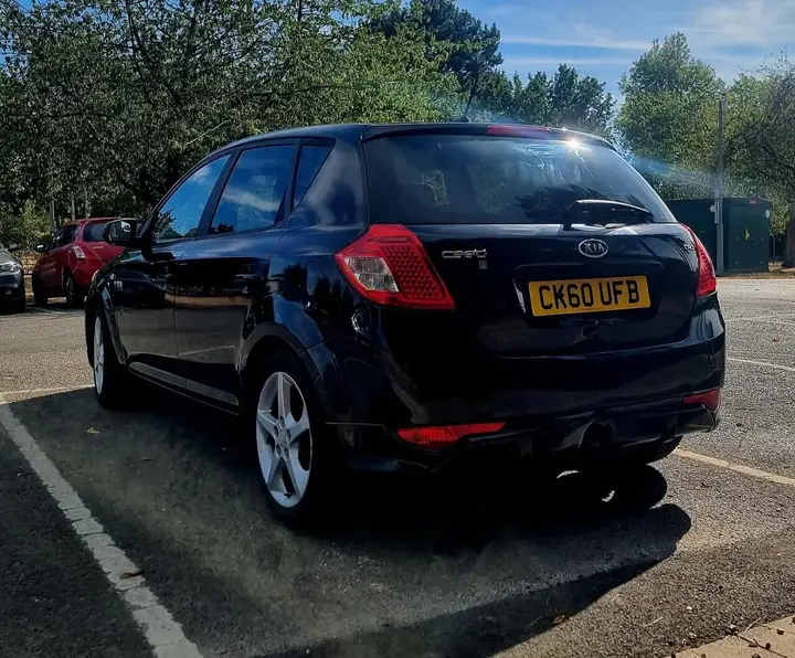 Kia Ceed 2010 photo 5