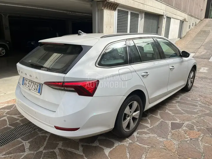 Skoda Octavia 2022 photo 4