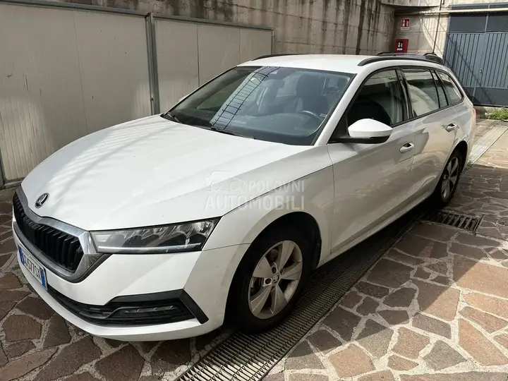 Skoda Octavia 2022 photo 2