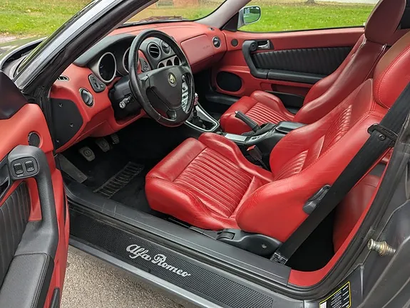 Alfa Romeo Gtv 1998 photo 5