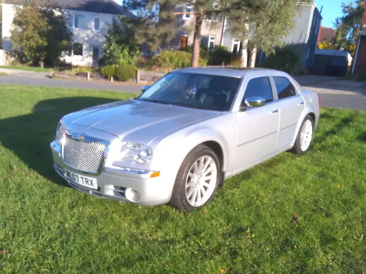 Chrysler 300C 2007 photo 2