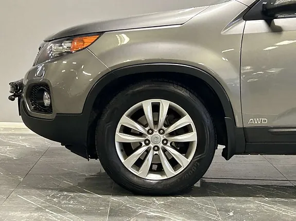 Kia Sorento 2011 photo 3