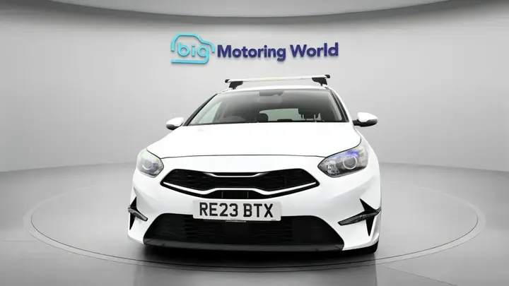 Kia Ceed 2023 photo 3