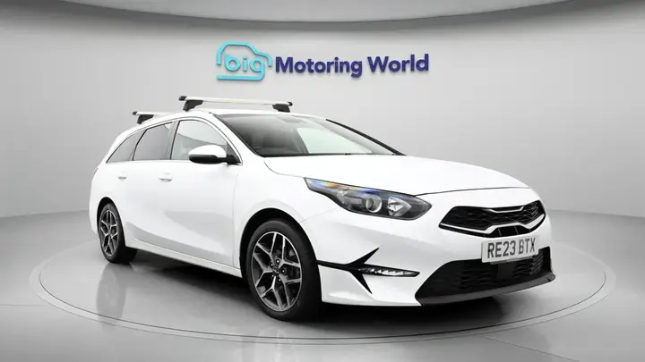 Kia Ceed 2023 photo 4