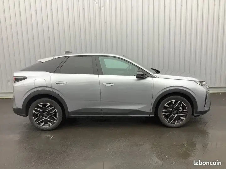 Peugeot 3008 2025 photo 4