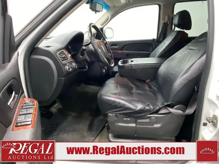 GMC Yukon 2010 photo 5