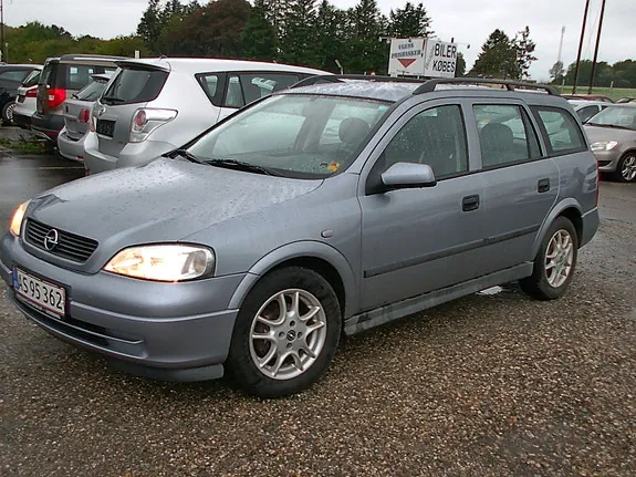 Opel Astra 2006 photo 2