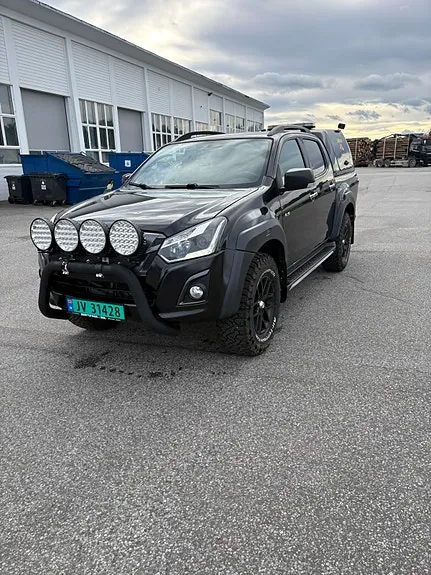 Isuzu D-Max