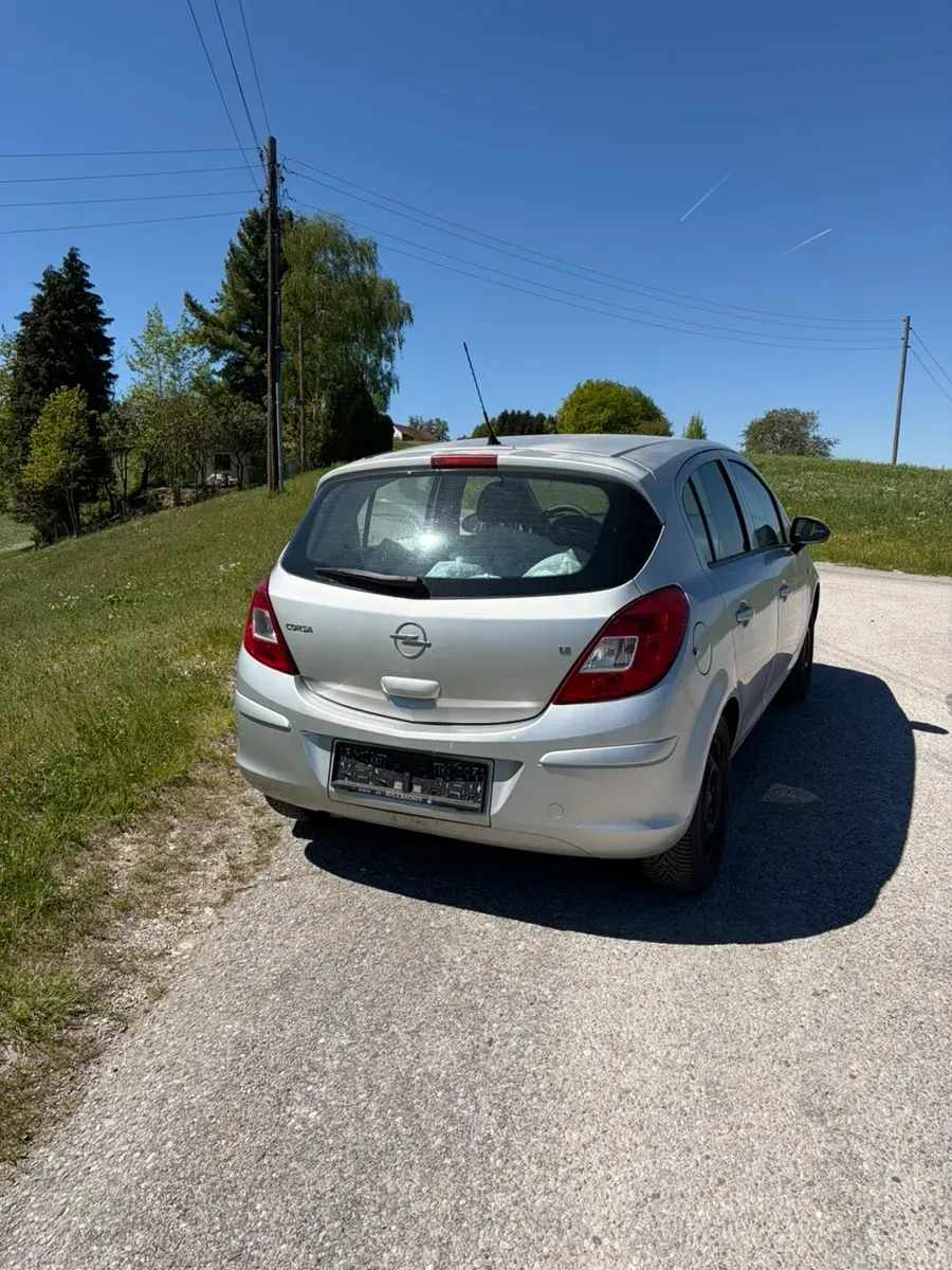 Opel Corsa 2008 photo 3