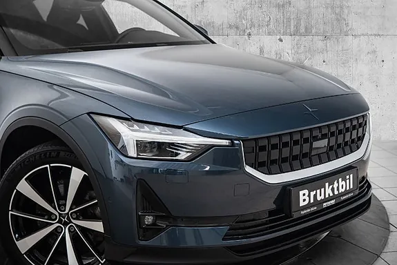 Polestar 2 2021 photo 2