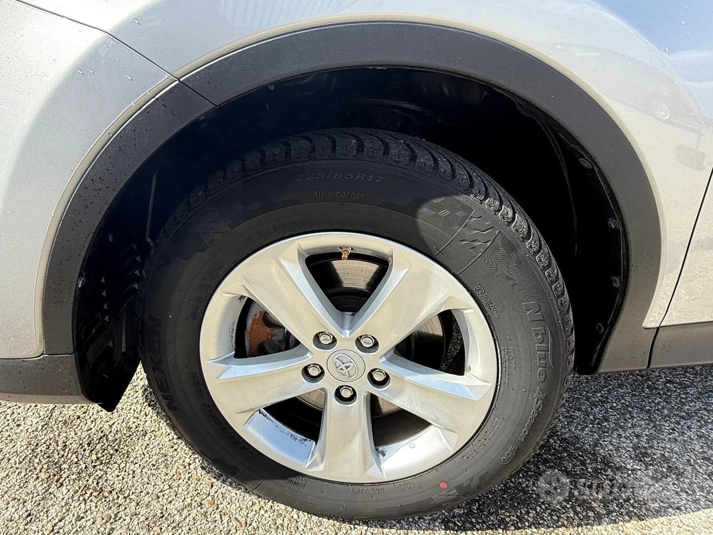 Toyota Rav4 2014 photo 4