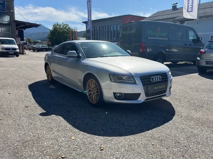 Audi A5 2008 photo 2