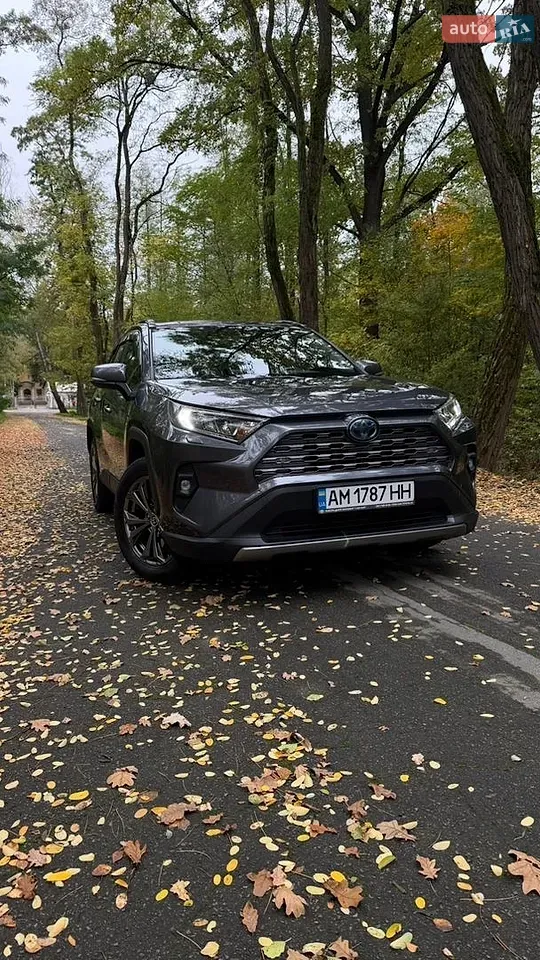 Toyota Rav4 2022 photo 3