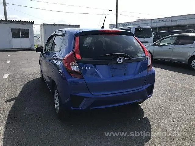 Honda Fit 2015 photo 3