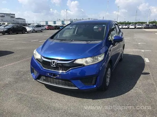 Honda Fit 2015 photo 2