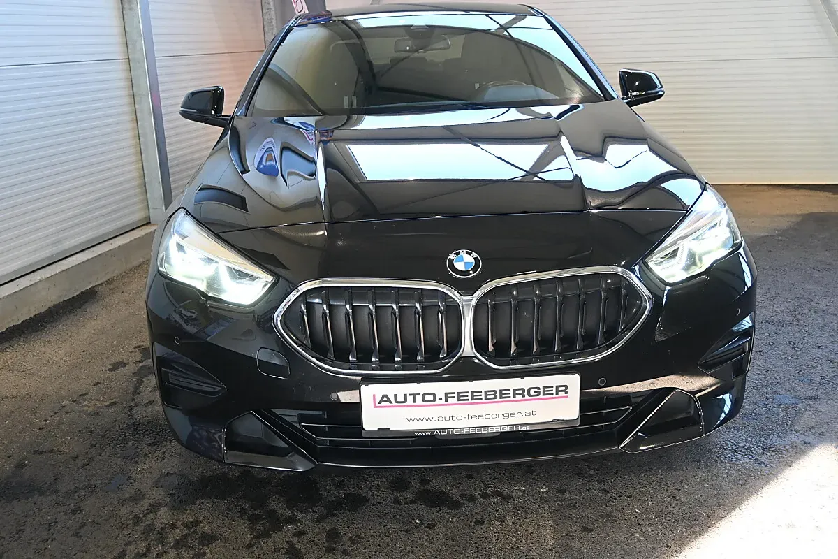 BMW 2 Series 2022 photo 2