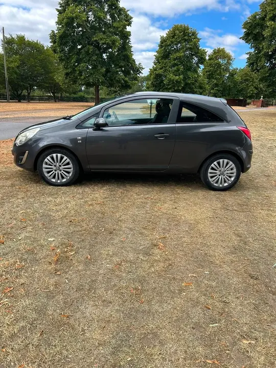 Vauxhall Corsa 2012 photo 4