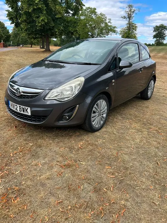 Vauxhall Corsa 2012 photo 3